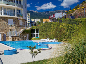 Гостевой Дом Белый Дом в Гурзуфе на Строителей