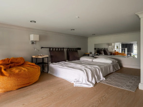 Апартаменты Comfort Life на Херсонской Black Cat