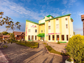 Jam Rakovets Hotel