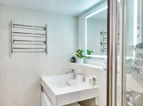 Апартаменты EasyGuest в ЖК Бизнес-класса "Loft Fm"