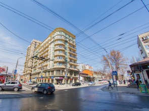 Апартаменты Saratov Lights на Мичурина 47