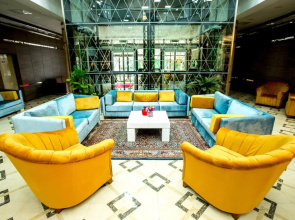 West Shine Hotel