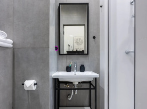 Апартаменты LikeHome Life - Полянка 1-й Хвостов Переулок