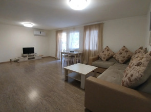 Отель Cross Resort