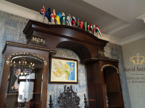 Royal Antique Boutique Hotel