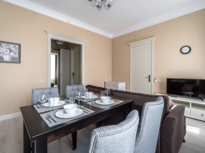 Апартаменты D на Невском проспекте с одной спальней