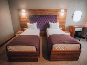 Отель Royal Sapphire