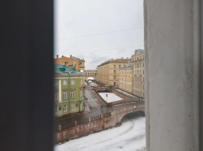 Апартаменты у Дворцовой площади DereMRents ДереМРентс