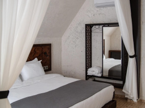 Отель Kazma Boutique Hotel