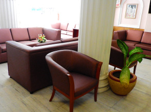 Отель Romeo Palace