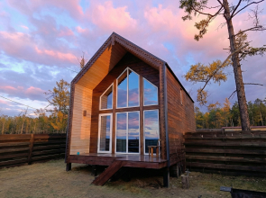 Khvoya Guest House