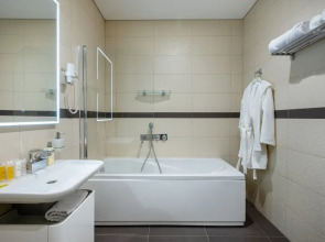 Rockmond 58 Junior Suite 7