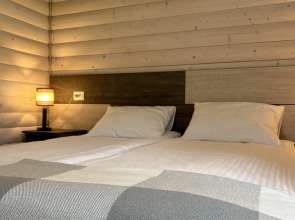 Частный Дом На Берегу Реки