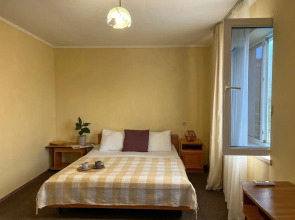 Курортный отель Мега