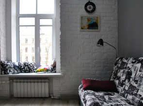 Апартаменты на Сенной площади с видом на канал Грибоедова