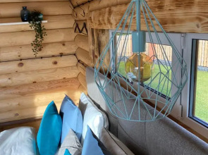 Дом с Бассейном