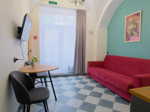 Отель Двенадцать