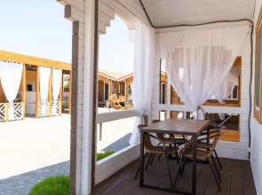 Белый песок