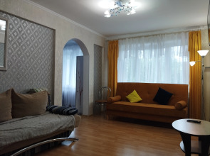 Квартира Двухкомнатная возле центра