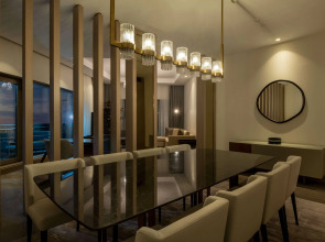 Отель Centro Westside by Rotana