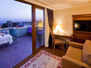 Отель GLK Premier The Home Suites & Spa