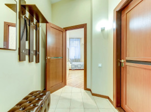 Апартаменты R&B на Невском