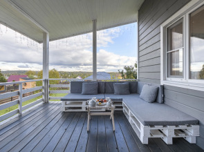 Частный дом с панорамным видом на склонах Яхромы