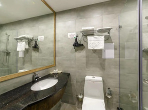 Отель Renion Hills Almaty