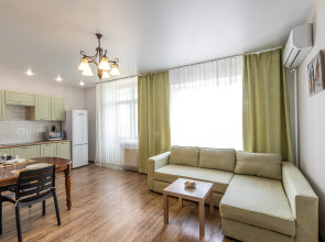 Квартира евро трешка у парка Галицкого Апарт-Отелика на Героя Сарабеева