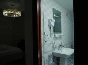 Отель Sandhill Hotel&Resto