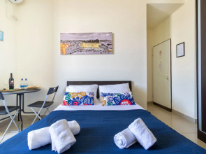 Nhe Machne Yehuda Apartments