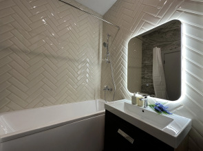 Апартаменты в цeнтрe Нижнего рядoм с Koлecoм oбoзpения и Канатной дорогой от Уют и Комфорт Нн