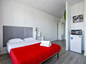 Апартаменты 1 MaxRealty24 Просторная 16