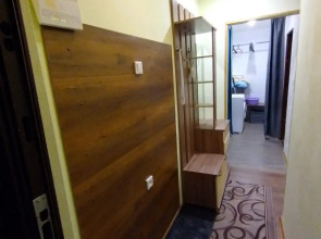 Апартаменты 2-х комнатная на 50 лет Октября 9