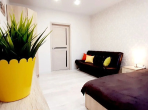 Na Ulitse Bogdana Khmelnitskogo, 40 Flat
