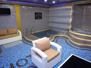 Отель Roma Yerevan & Tours