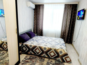 S Konditsionerom V Levoberezhnom Rayone Bam Flat
