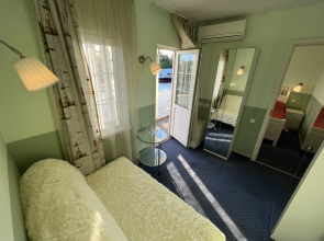 Мини-отель в Яхт-клубе Спартак