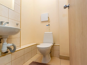 Апартаменты Cosmos Apart на Революции 48 Б (1)