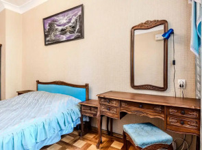 Квартира в Тихом центре Парк Челюскинцев 4 ком.кв.