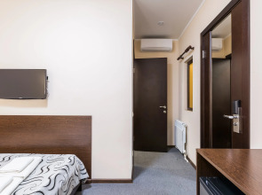 Отель Very Hotel