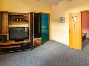 Отель Форум