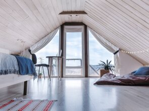 Вилла Дом с Кипарисами