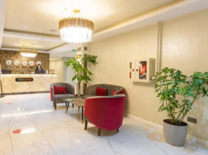 Отель Grand Midway