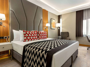 Ramada Encore By Wyndham Istanbul Sisli