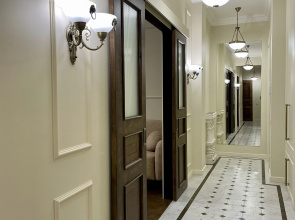 Stalinka u Vokzala Apartments