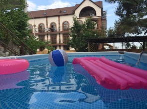 Гостевой Дом Голубая бухта Геленджик Кипарисовый