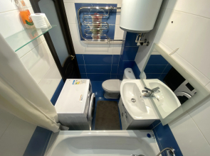 Квартира Двухкомнатные апартаменты в центре