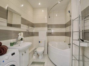 Апартаменты в ЖK Kолизeй c видом нa пруд.