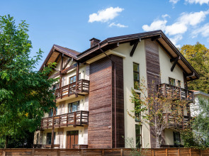 Гостевой комплекс с баней Вверх